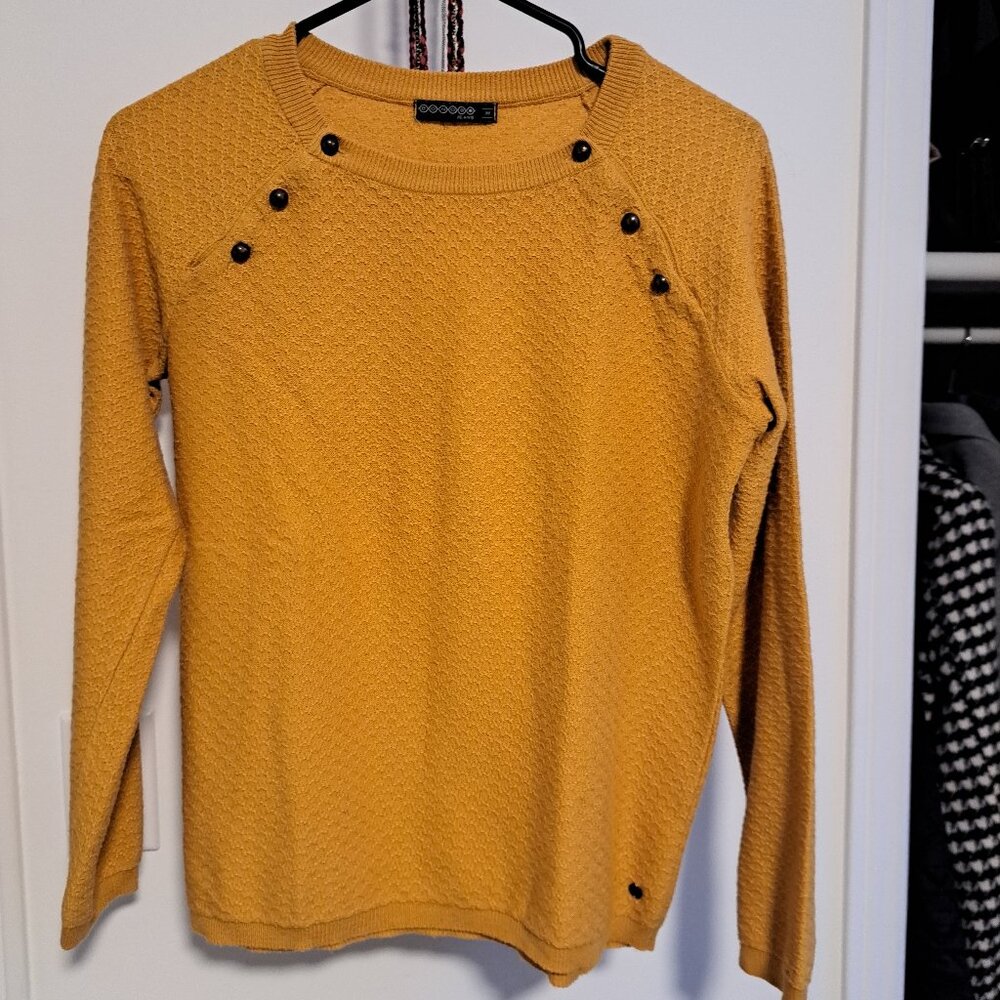 Sweater from French brand Bonobo Jeans
